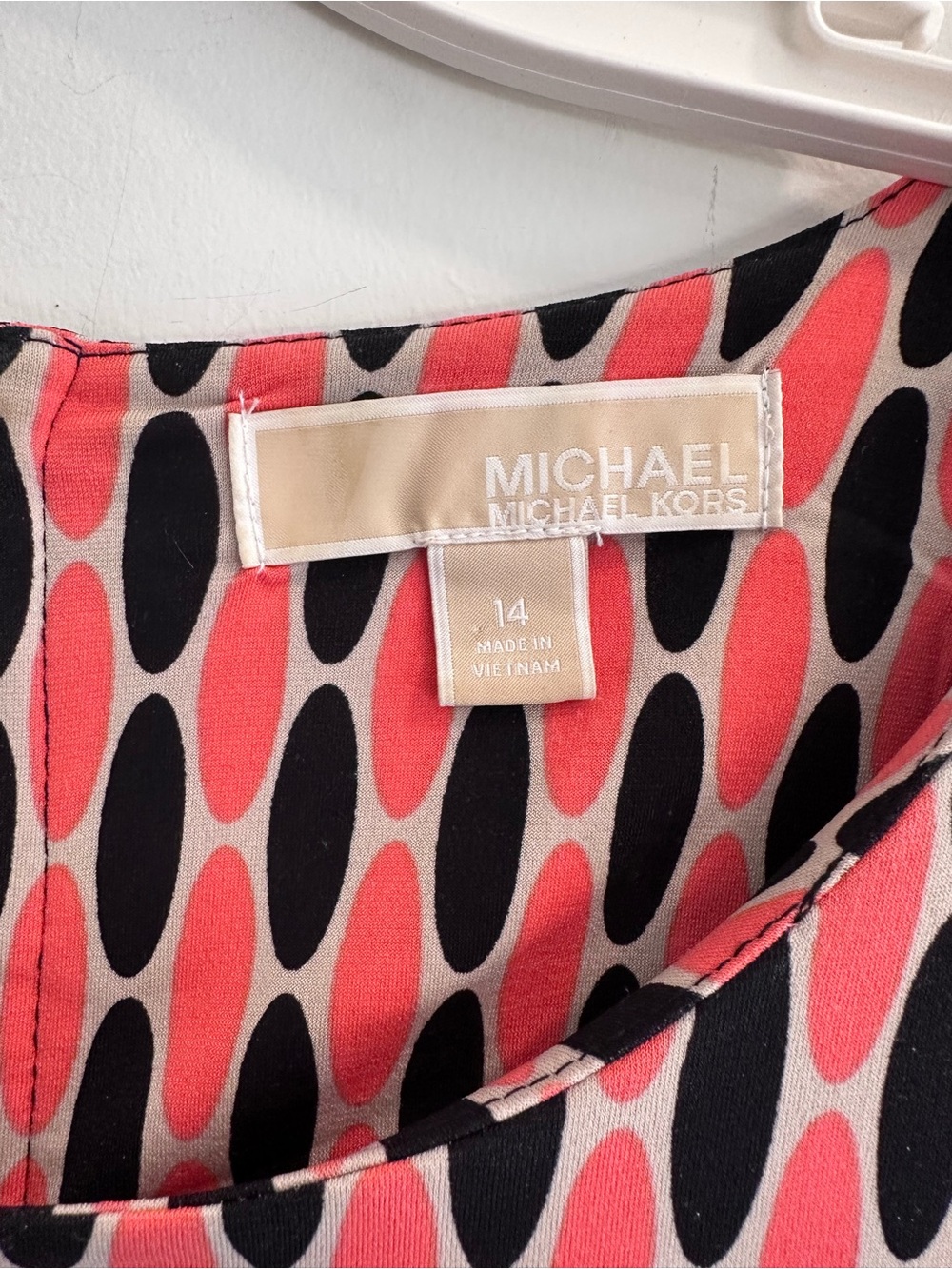 Michael Kors Coral and Black Geometric Long Sleeve Shift Dress - Picture 3 of 7
